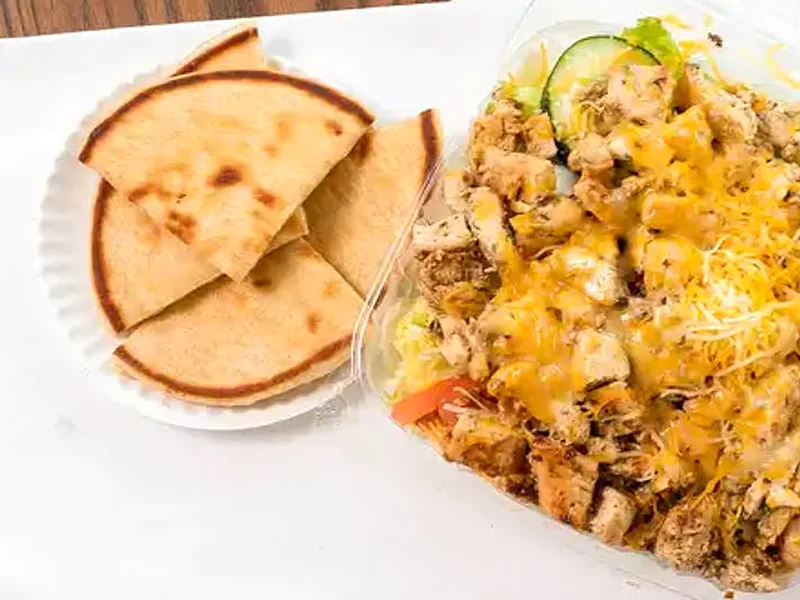 Greek Salad with Grilled Chicken